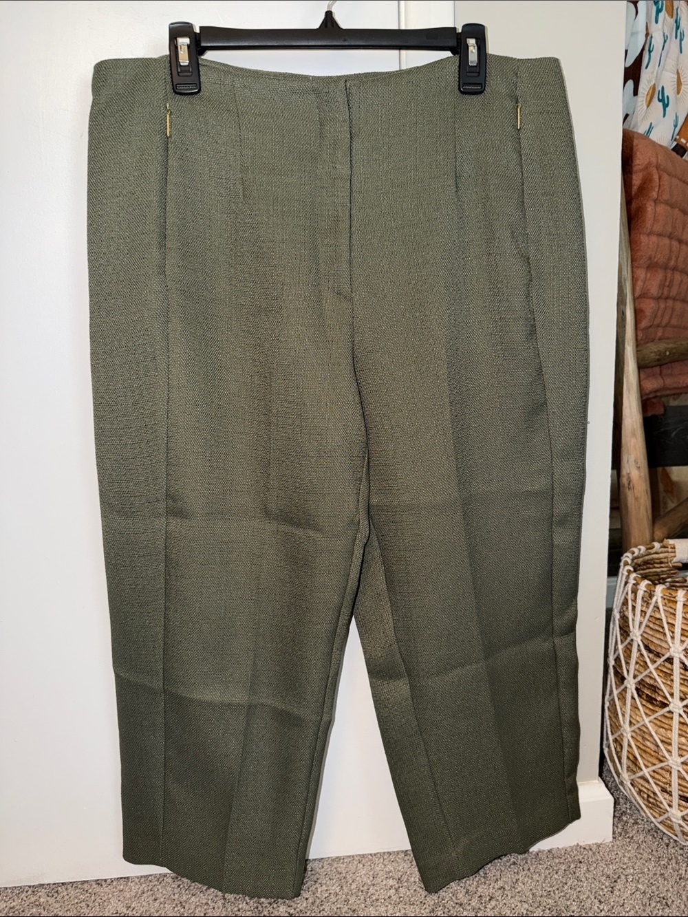 Anne Klein Olive Green Dress Pants